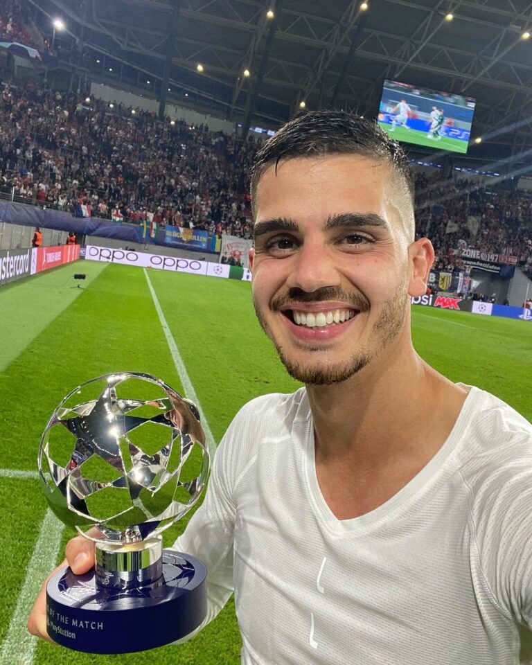 André Silva Instagram - 𝐌𝐎𝐓𝐌 💫 @andresilva9 Red Bull Arena