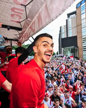 André Silva Instagram - It feels great celebrating our title 🏆💥