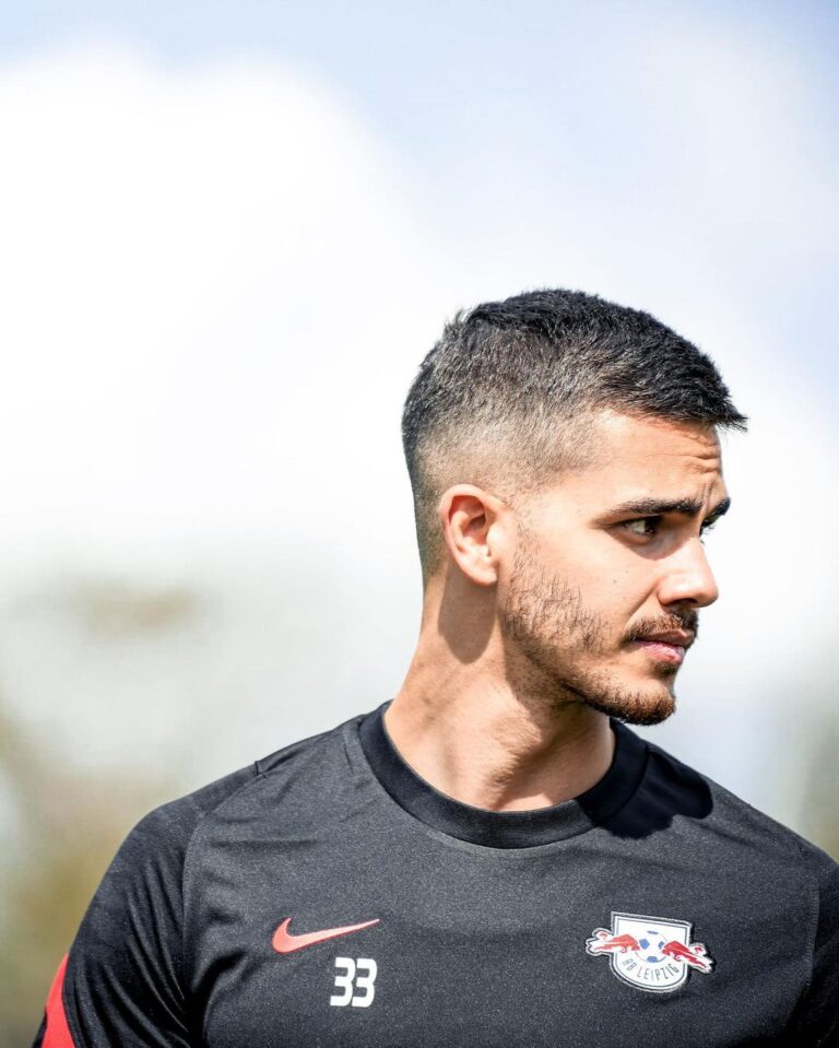 André Silva Instagram - 😁 Leipzig, Germany