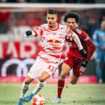 André Silva Instagram - There’s no celebration this time but we can grow even more from it. If we go for it, we can do it 💪 Allianz Arena