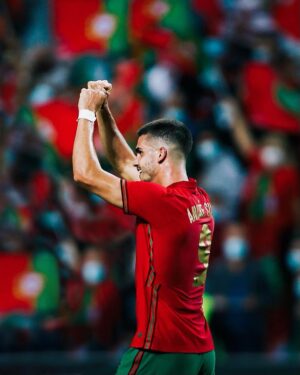 André Silva Instagram - Todos juntos, até ao fim! 💪
