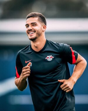 André Silva Thumbnail - 50.2K Likes - Most Liked Instagram Photos