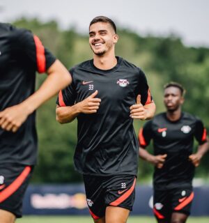 André Silva Thumbnail - 63.3K Likes - Most Liked Instagram Photos