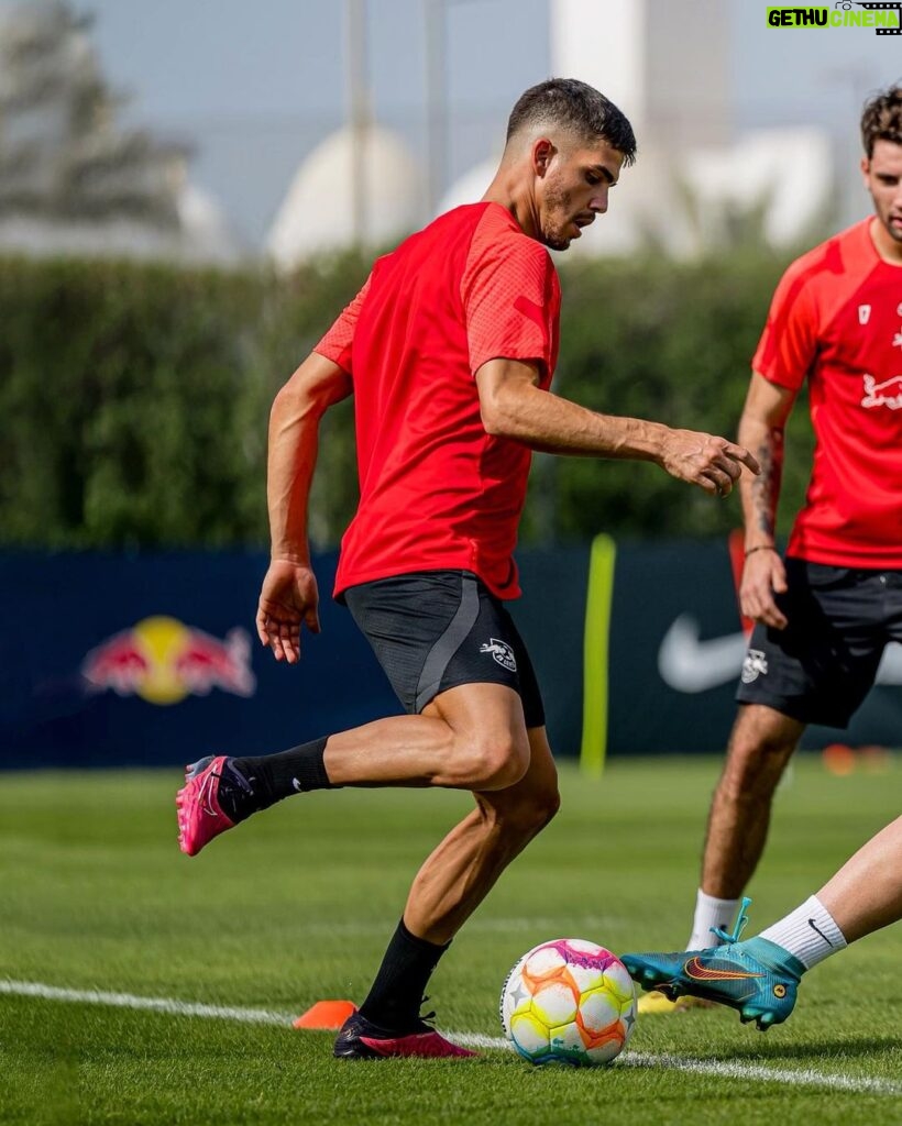 André Silva Instagram - ⚽️😁 Abu Dhabi, United Arab Emirates