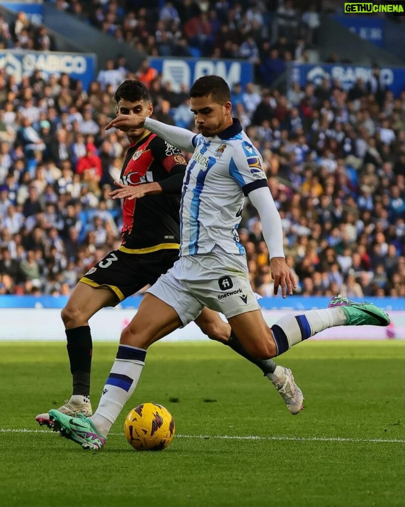 André Silva Instagram - Siempre en busca de más! Seguimos unidos con la misma ambición! @realsociedad