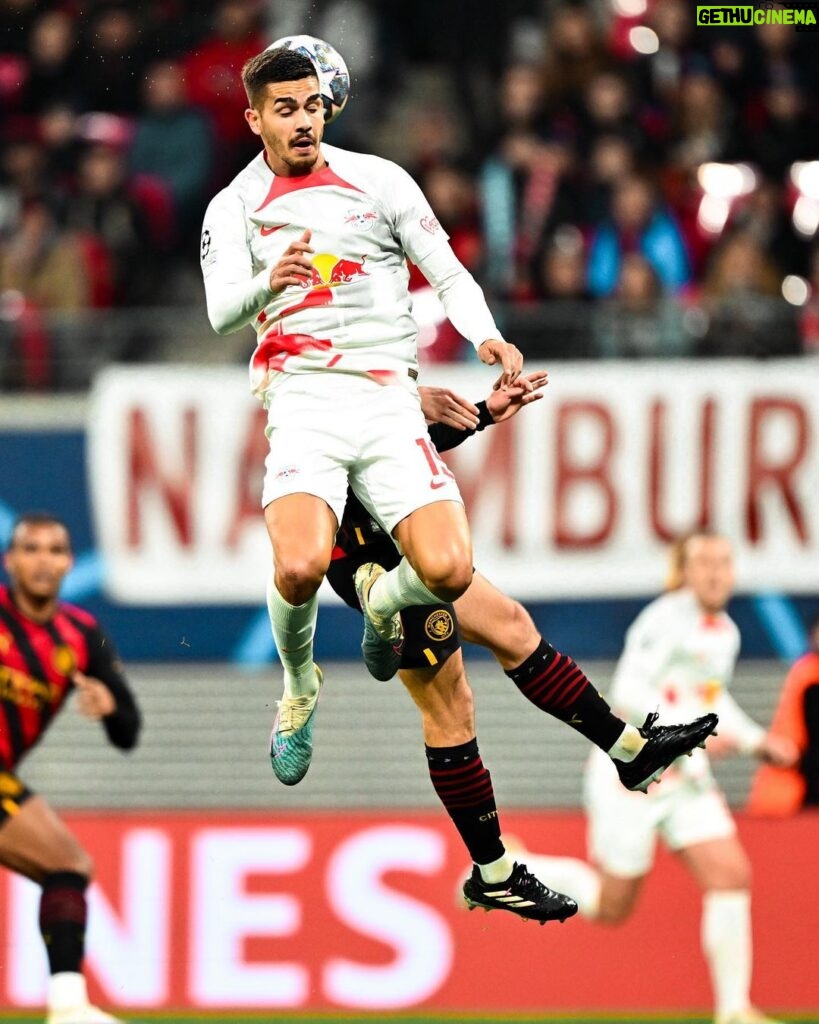 André Silva Instagram - We’ve shown what we can make it! It’s all in our hands. Well done team 💪 Red Bull Arena