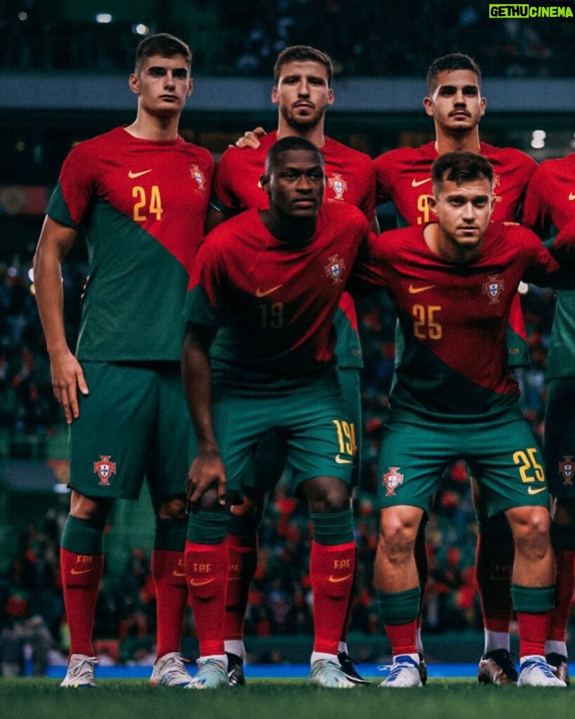 André Silva Instagram - Preparados para o Mundial 💪 Portugal