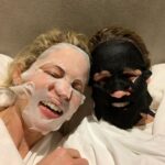 Andrea Barber Instagram - Happy Birthday to this ageless beauty! 44 has never looked so great! 😜 I love you SO much @candacecbure and can’t wait until the day we can finally hang out again and do ALL the facial masks! 😘🎊🎂