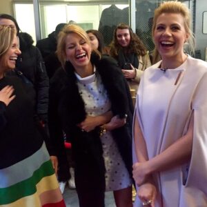Andrea Barber Instagram - My favorite photo from four years ago - the premiere day of Fuller House. How I wish I could bottle up this love and share it with the world. Missing my She-Wolves tonight. ❤️🐺🏡 (📸: @kaitiemcg)