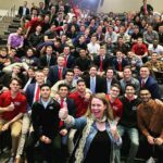 Andrea Barber Instagram - Thank you Pi Kappa Alpha @fullertonpike for supporting our Girl Scout troop! 🍪🍪🍪 You guys rock! Cal State-Fullerton PIKE