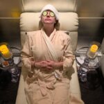 Andrea Barber Instagram - #mood 🧖🏻‍♀️