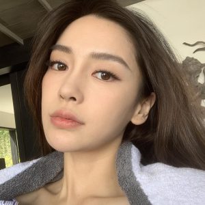 AngelaBaby Thumbnail - 283.1K Likes - Most Liked Instagram Photos