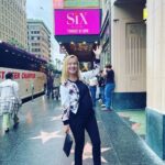 Angela Kinsey Instagram - What an amazing show!! @sixthemusical was fantastic! The cast, the music, all of it was incredible! I wrote my high school term paper on Anne Boleyn and the English literature/History geek in me could not get enough of this musical! And my daughter and her friends loved it too! I can’t wait to see it again! 🙌👑
