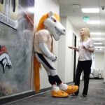 Angela Kinsey Instagram - Conference room, 5 minutes! It’s time to plan a party! This was so much fun! Thanks to the @broncos for inviting me to help with their 2023 Broncos Schedule Release and @therealkateflannery and @creedbratton you guys are the best! Thanks for popping in! 🧡💙