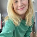Angela Kinsey Instagram - Wearing green. Scandalous. 😉 #sundaytennis #angelamartinwouldnotapprove