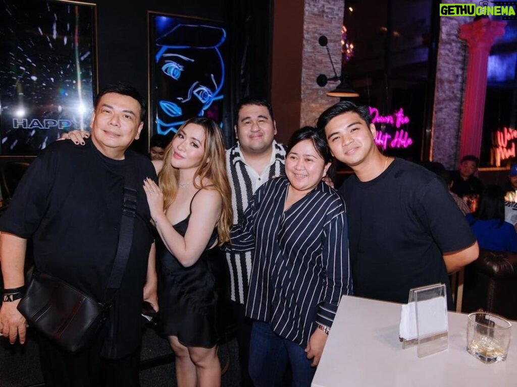 Angeline Quinto Instagram - Happy happy birthday, Sir Deo🥰 Thank you very much for everything. We love you po. Enjoy your special day🫶🏻
