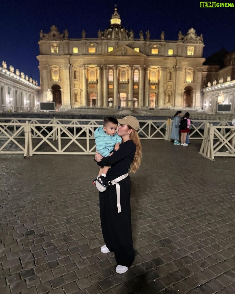 Angeline Quinto Instagram - Living my best life🫶🏻❤️ Roma, Italia