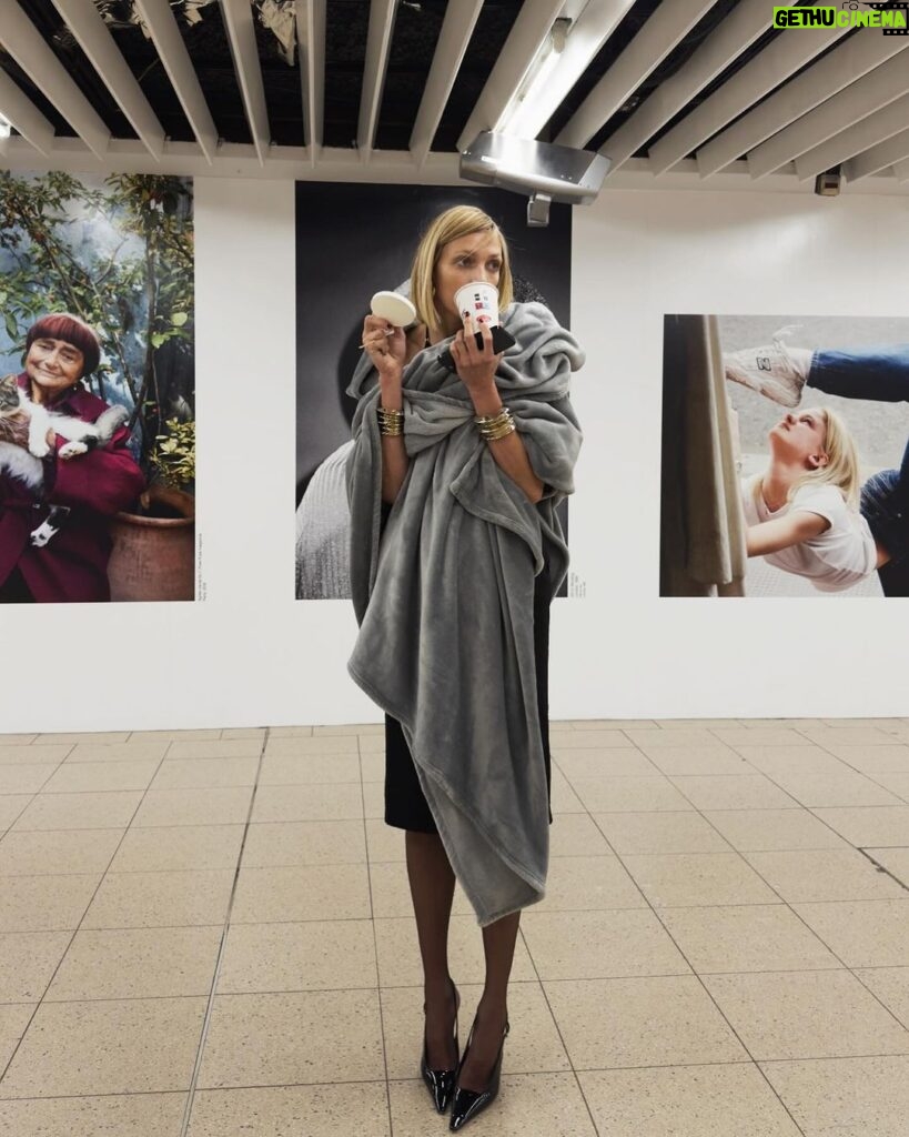 Anja Rubik Instagram - In between shots .. by Juergen Teller and the sweetest Agnes Varda in the back. Paris, France