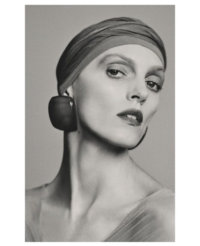 Anja Rubik Instagram - Women’s Winter 24 Saint Laurent by Anthony Vaccarello