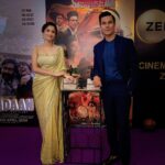 Ankita Lokhande Instagram - Reel-life Yamuna Bai and Swatantrya Veer Sawarkar in a candid conversation✨ Save the date, March 22! Are you excited🤩💛 #Ankita #AnkitaLokhande #RandeepHooda #ZeeStudios #ZeeCineAwatds #Gratitude #LegendsStudio #AnandPandit [Ankita Lokhande, Randeep Hooda, Zee Studios, Awards]
