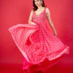 Ankita Lokhande Instagram - Roses are red, violets are blue, today she's rocking pink – how 'bout you? 😌💖 Outfit: @ease_kv Jewellery: @adan_creation_ Styled By: @hemlataa9 @stylebyhemlataa Assisted By: @saloni142_ @colorstv @beingsalmankhan @officialjiocinema @endemolshineind #AnkitaLokhande #Ankita #AnkitaIsTheBoss #AnViInBiggBoss #BiggBoss #BB17 #DilDimaagAurDum #Colors #SalmanKhan #JioCinema