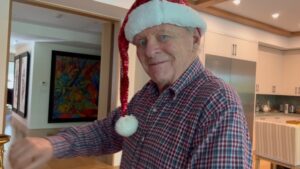 Anthony Hopkins Instagram - Born free. Be free. Happy holidays. 🕺🏻