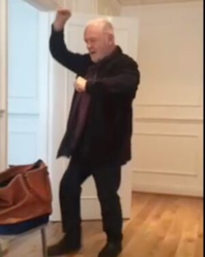 Anthony Hopkins Instagram - Astonished with the generous compliments on my Cumbia dancing. Thank you. ❤️
Here’s this week’s repertoire.
Working on my next gig, thinking outside the box…
#Greece #ZorbaTheGreek #JulianSchnabel #TheHamptons @rosskramergallery 
@taraarroyave @jots_la