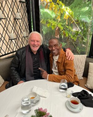 Anthony Hopkins Instagram - With my good friend @randyjackson. Looking forward to seeing what 2022 has in store for us. 🤫