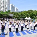 Anupam Tripathi Instagram - Yoga for humanity🍀🙏 Happy 8th International Day of yoga 🧘‍♂️. Today I participated and celebrated the International Day of Yoga in an event organized by an Indian embassy,seoul(ROK). Yoga is helping and uniting the world in the pursuit of good health,well-being and peace ✌️ #8thinternationalyogaday #주한인도문화원 @indiainrok