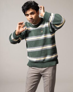Anupam Tripathi Instagram - It was a laughter day 😆  Spontaneous modeling :-) Photo credit @geliodor 👏 @studio_v_seoul 🙏