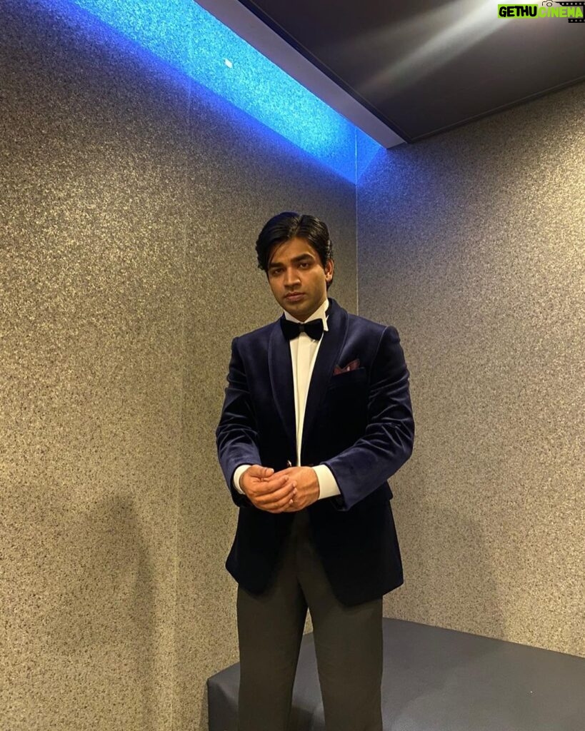 Anupam Tripathi Instagram - Opening Ceremony :-) 1st Day at 1st Ulsan international film festival 2021, as honorary ambassador for this prestigious film festival :-) @uiff_korea #제1회울산국제영화제 #제1회울산국제영화제개막식