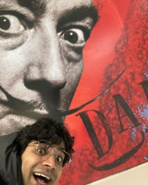 Anupam Tripathi Instagram - Today at Salvador Dali exhibition :-)
#살바도르달리전 #달리 #ddp  Photozone entry permitted by GNC:—) Had an amazing time there as guest host :-) it was really an life time experience for me to be a part of this on going beautiful exhibition about one of the greatest painters of all time Salvador Dali :-)