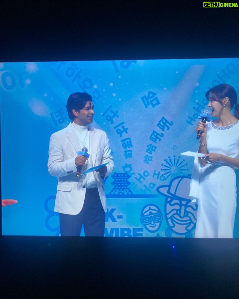Anupam Tripathi Instagram - It was my pleasure to share the stage and learn so many more things about hosting directly from The Amazing @hyunmoahn Thank you so much 😊 for always making feel safe and give positive energy all the way . I really had such an amazing time yesterday doing MC (hosting) for the first time in my life . It is true I was nervous but really felt awesome every time I went on stage . Liveliness of stage is always keeps me going 🤩 I throughly enjoyed the whole process yesterday with my co-host @hyunmoahn :-) #kvibefesta
