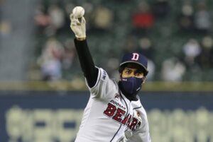 Anupam Tripathi Instagram - Thank you DoosanBears 🙏 @doosanbears.1982