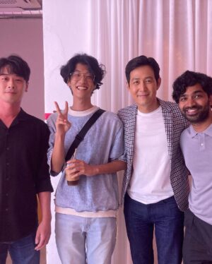Anupam Tripathi Instagram - As always beautiful to meet and share some joyful moments with beautiful 🤩 이정재 선배님 :-) @from_jjlee 

Thank you for yesterday 선배님 @from_jjlee :-)