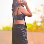 Anupama Agnihotri Instagram - 🖤 Outfit @ethnicplus.in Styled by @yourstylistforever 📸 @clicksart_versatile Mua @vanshikhachanglanimua Jewellery by @style_deintrepide @trending_influencers #look#looks #sections #xoxo #insta #instadaily #instamood #fyp #explorepage #explore #teamlfg #photo #saree #anupmaagnihotri