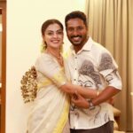 Anusree Instagram - To my lovely friends and colleagues from the industry ....you have been the reason I feel comfortable in this movie industry ...and you have been kind to add glitz and glamour to the house warming ceremony. I will never forget the effort you have taken from your busy schedules to bless me on jan 26 . Always want your friendship and blessings...Thanku all ..❤️ @laljosemechery @nami_tha_ @sunnywayn @dileepactor @nithinrenjipanicker @vishnuunnikrishnan.onair @maheswarirkrishnan @aditi.ravi @niranjanaanoop99 @surabhi_lakshmi @amal_ajithkumar @rachananarayanankutty @swasikavj @premjacob06 Clicks @pranavraaaj @pranavcsubash_photography