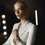 Anya Taylor-Joy Instagram - The watchmaker of watchmakers🕊 So proud to be a @jaegerlecoultre ambassador alongside the wonderful @lennykravitz . Playing the right way, through dedication 🥊