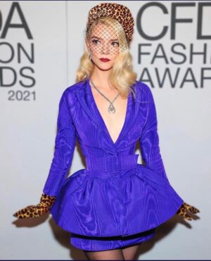 Anya Taylor-Joy Instagram - AGH!

A huge THANK YOU to @cfda + @tomford for giving me the honour of being your first ‘Face of the year’, presented by the epic force that is my love, @caradelevingne . It was a truly extraordinary night and one i will treasure forever… and a big thank you to @oscardelarenta for collaborating with my main squeeze and I on this magnificent look, you truly knocked it out of the park 🦄🪄

This year has been life changing. A lot of lessons learnt on the fly and new experiences to rise to. I feel so utterly privileged to have the most beautiful team on my side , holding my hand and giving me space to grow. @tracybrennan @kat_gosling @charlie__jennings @georgieeisdell @gregoryrussellhair ( though this hair look is by the wonderful @owengould ) @charlene @shuvane @kimkimnails THANK YOU FOR YOUR LOVE. 

And my darling @paulburgo … our friendship has always been magic but the looks we have created this year has been the most enchanting manifestation of our ten years together. You are my heart. 

And to all of you! 

Thank you for your love.
Thank you for your support.
Thank you for caring.
THANK YOU.
( I love you all)