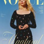 Anya Taylor-Joy Instagram - 🕊🩸🕊 Ni puedo explicar el orgullo que tengo sabiendo que mi primer reportaje para Vogue resulta en tres tapas para Espana, México y Latino America :) Gracias a este equipo espectacular… ¡un besote!