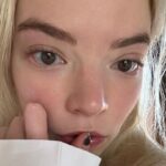 Anya Taylor-Joy Instagram - 🪷