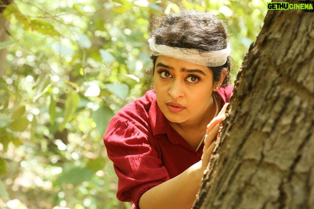 Apsara Rani Instagram - Hunting Down🏹 Stills from my upcoming telugu movie ‘THALAKONA’ Coming soon in theatres😍🎭🍿