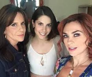 Aracely Arámbula Instagram - Mi Rebe amada siempre en nuestros corazones ♥️🙏 @anaceliaurquidi te abrazo fuerte mi güera recordaremos siempre a nuestra maravillosa compañera, gran Actriz, amiga cómplice de risas y Alegrías 🙏♥️ vuela alto mi querida amada y admirada Rebeca gracias por tanto 🙏♥️😘💕 #LaDoña 💕🙏🙏🙏