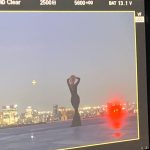 Aracely Arámbula Instagram - Detrás de cámaras en el promo tan bonito y especial que me hizo @televisa @univision para #LaMadrastra ya en recta final en MÉXICO GRAN FINAL ESTE VIERNES !!! 🎭 Y comenzando por USA en @univision 🎭 Gracias #Arafamilia bella por tanto #losamo ♥️♥️♥️ ♥️♥️♥️♥️ gracias equipo @drleoarambulaoficial @karlaa.anzaldo 💄 mi querido @delarosamakeup 💇‍♀️ cabello Adrián & Stylist @pierinachiquini @juan_montes ♥️👌🏻🎊🎭👏🏻👏🏻👏🏻 y mi joven y talentosa directora @damianaacuna 🎭♥️