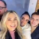Aracely Arámbula Instagram - Happy birthday 🎂🎊… to you !!!! Happy birthday boniiiii … rra 🎤🎼🎬🎭🥇 happy birthday a mi Boni ……Feliz Cumpleaños @karlaa.anzaldo 🎂🎉🎁🎈🎊 y aquí con las dos cumpleañeras Boni miami que fue en enero pero que lindo poder celebrar su Vida !!! Habíamos estado celebrando mucho mi #arafamilia bella que ni tiempo de subirles fotos del 17 que ya saben es cumple de @veropeque y hoy de Karlita 🎂🎊🎁 comenzamos a festejar desde ayer en las grabaciones con @dani.vega.h 😘😘🎊 mi Boni Larga Vida con toda la Salud e infinitas bendiciones que seas muy feliz y que no paren las risas y carcajadas que siempre nos aventamos 🤭😂👏🏻👏🏻👏🏻👏🏻👏🏻 que seas tan FELIZ cómo estás ahorita y así sea por siempre TE QUIERO ❤️ LAS QUEREMOS bonirras cumpleañeras !!!! 🎂🎊👌🏻👏🏻👏🏻👏🏻👏🏻👏🏻👏🏻👏🏻 🎂🎊❤️❤️
