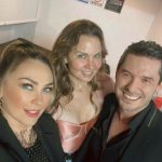 Aracely Arámbula Instagram - Que gran noche ! La pasamos increíble celebrando a las mamacitas ayer y hoy con mi Sis @michellevieth y mi adorado @jorgelozanoh maravilloso 🏅👏👏👏 tienen que disfrutarlo tanto como nosotras ✨😹👌👏🎊Estado civil INGOBERNABLE !!!!!