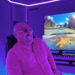 Aram Ananyan Instagram - Познай ритм музыки, который скрыт в обычной жизни. Музыка воодушевляет, снабжает душу крыльями, способствует полету воображения; музыка придает жизнь и веселье всему существующему… Без музыки, жизнь была бы ошибкой 🎹 Archer Music