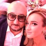 Aram Ananyan Instagram - С днём рождения, масюль🥂🎊 Я желаю тебе в день твоего 36-летия достигнуть всех высот, которые ты ещё не были достигнуты, и покорить те вершины, на которых еще не стоит флаг твоего успеха #buzova36 Счастья тебе и всем людям, которые тебе дороги. Happy birthday 🎂 🥳 @buzova86 Столько всего мы прошли вместе🤔 Фото в карусели 👈🏼 P.S. В этом году 15 лет нашей дружбы, сотрудничества и партнёрства.🎊🎊🎊