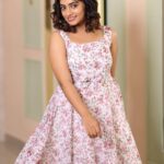 Archana Ravichandran Instagram - Let it all go.. Something beautiful wants to grow😍 PC : @michalepraveen Outfit : @_gina_couture Styling : @dipti11_official Mua : @jiyamakeupartistry Hair : @purpleplusnagu