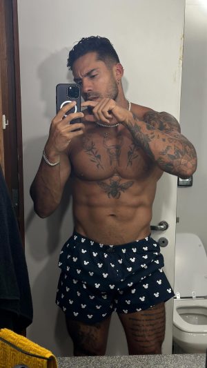 Arcrebiano Araújo Instagram - // mood do final de semana 🔥